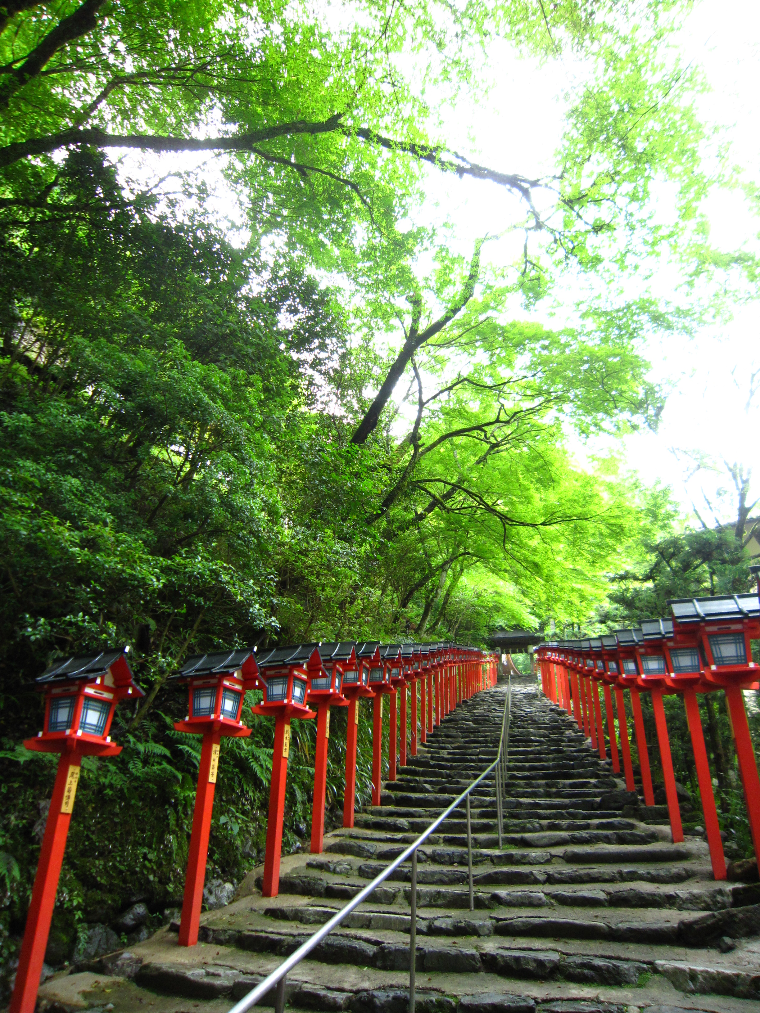 京都のパワースポット 京都 貴船神社 貴船川と豊かな自然が - 